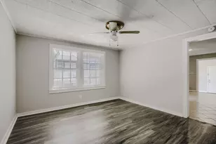 1050 Dubois St, Denison, TX 75020 - Photo 10