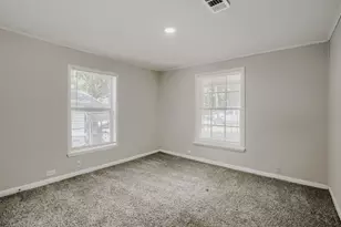 1050 Dubois St, Denison, TX 75020 - Photo 12