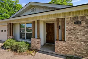 7521 Susan Ct, North Richland Hills, TX 76180 - Photo 4