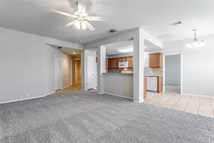 529 Quail Hollow Dr, Midlothian, TX 76065 - Photo 8