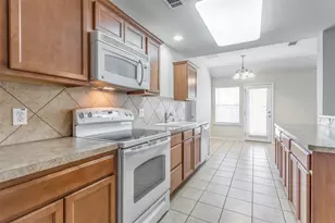 529 Quail Hollow Dr, Midlothian, TX 76065 - Photo 14