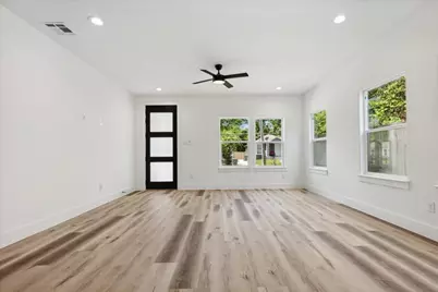 3930 Coolidge Street, Dallas, TX 75215 - Photo 10