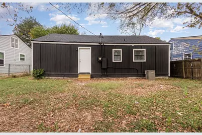 1527 Columbia Avenue, Corsicana, TX 75110 - Photo 22