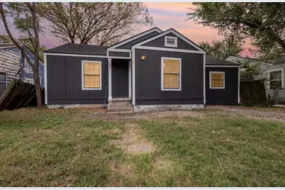 1527 Columbia Avenue, Corsicana, TX 75110 - Photo 1