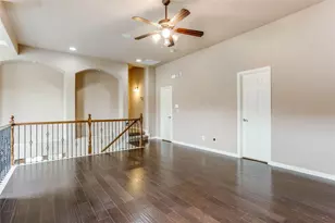 1014 Kaylie St, Grand Prairie, TX 75052 - Photo 24