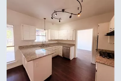 2405 Waterloo Lane, Mesquite, TX 75181 - Photo 2