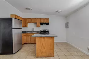 304 E Mitchell St, Arlington, TX 76010 - Photo 4