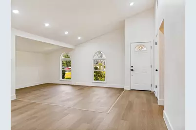 5256 Ragan Drive, The Colony, TX 75056 - Photo 4
