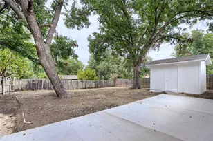 2903 E Mitchell St, Arlington, TX 76010 - Photo 26