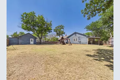 1305 Buchanan Street, Wichita Falls, TX 76309 - Photo 18