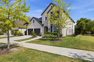 15561 Songbird St, Frisco, TX 75035 - Photo 2