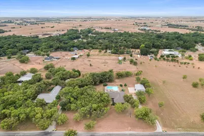 215 Red Baron Drive, Rhome, TX 76078 - Photo 38
