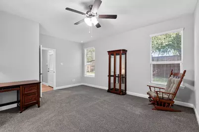 400 Dunmore Drive, Fort Worth, TX 76052 - Photo 14
