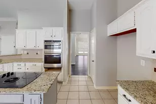 1629 Bennington Dr, Carrollton, TX 75007 - Photo 4