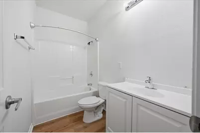 7304 Summit Parc Drive, Dallas, TX 75249 - Photo 32