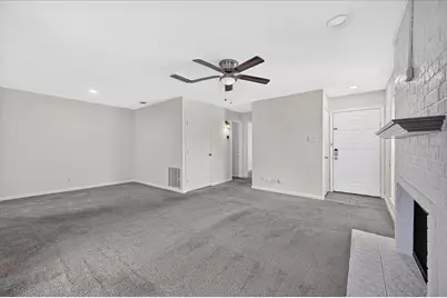 1204 Harwell Drive #2110, Arlington, TX 76011 - Photo 6
