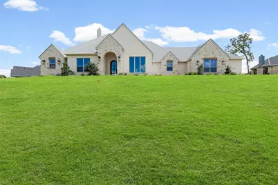 1656 Private Access 60200, Burleson, TX 76028 - Photo 2