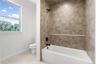 1656 Private Access 60200, Burleson, TX 76028 - Photo 34