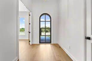 1656 Private Access 60200, Burleson, TX 76028 - Photo 4