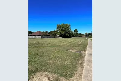 904 Enlow Circle, Commerce, TX 75428 - Photo 4