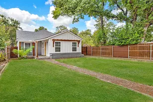 4909 White Oak Ln, River Oaks, TX 76114 - Photo 2