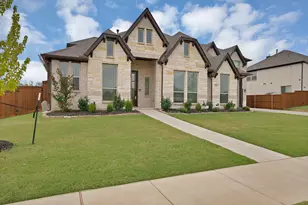 2303 Knapp Trl, Mansfield, TX 76063 - Photo 2