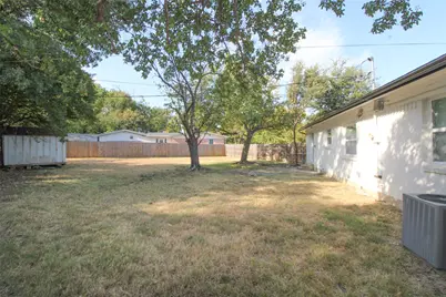 937 Burleson Street, Grand Prairie, TX 75050 - Photo 20