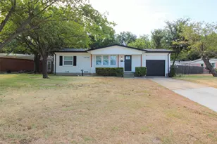 937 Burleson St, Grand Prairie, TX 75050 - Photo 2