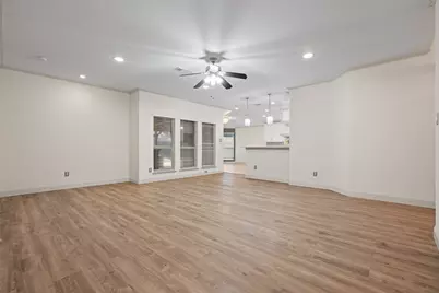 7103 Camp Creek Drive, Arlington, TX 76002 - Photo 2