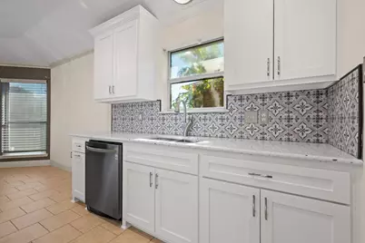 7103 Camp Creek Drive, Arlington, TX 76002 - Photo 10