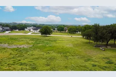 125 Dove Meadow Lane, Glen Rose, TX 76043 - Photo 8