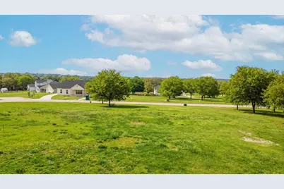 125 Dove Meadow Lane, Glen Rose, TX 76043 - Photo 2