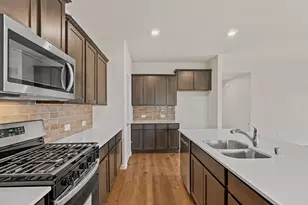 402 Carthage St, Caddo Mills, TX 75135 - Photo 6