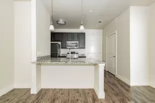 3221 Elihu St, Dallas, TX 75210 - Photo 6