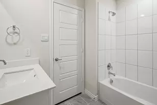 404 Carthage St, Caddo Mills, TX 75135 - Photo 4