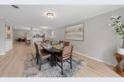 519 Staffordshire Drive, Irving, TX 75061 - Photo 10