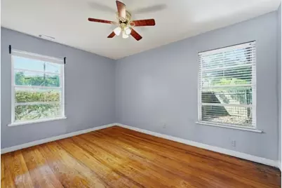 636 S Andrews Avenue, Sherman, TX 75090 - Photo 14