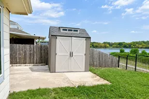 10400 Lake Park Dr, Hurst, TX 76053 - Photo 18