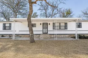6048 Hidden Cir, Azle, TX 76020 - Photo 2