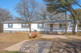 6048 Hidden Cir, Azle, TX 76020 - Photo 14