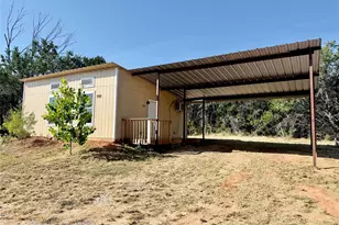 900 Partridge Ct, Granbury, TX 76049 - Photo 12
