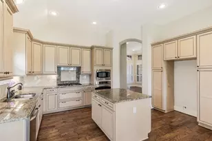 9813 Cypress St, Denton, TX 76207 - Photo 10