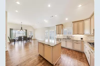 9813 Cypress Street, Denton, TX 76207 - Photo 8