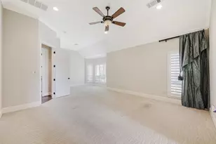 9813 Cypress St, Denton, TX 76207 - Photo 16