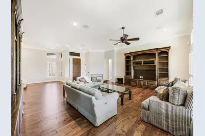 9813 Cypress Street, Denton, TX 76207 - Photo 6