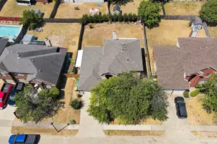 212 Armstrong Dr, Cedar Hill, TX 75104 - Photo 34