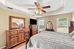 212 Armstrong Dr, Cedar Hill, TX 75104 - Photo 16