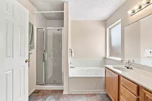 212 Armstrong Dr, Cedar Hill, TX 75104 - Photo 20
