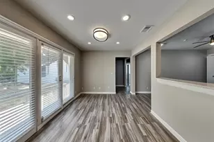 14036 Stardust Ln, Farmers Branch, TX 75234 - Photo 2