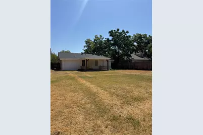 911 English Street, Irving, TX 75061 - Photo 8